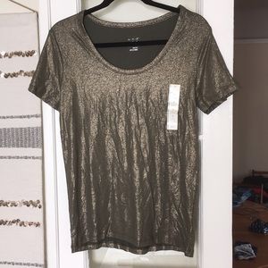 Shimmery olive/gold t-shirt